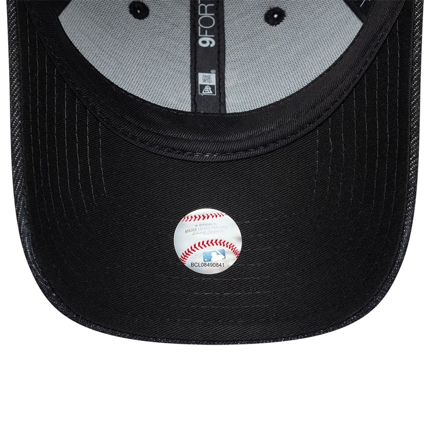 Pictured is this Womens MLB Denim Chicago White Sox 9FORTY Bowback cap in black. 7