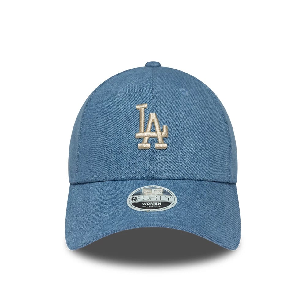 LA Dodgers Womens MLB Denim Pastel Blue New Era 9FORTY Bowback Adjustable Cap, front view showing the beige embroidered LA logo on the structured denim crown, pre-curved visor and silver 9FORTY size sticker on the blue denim visor.