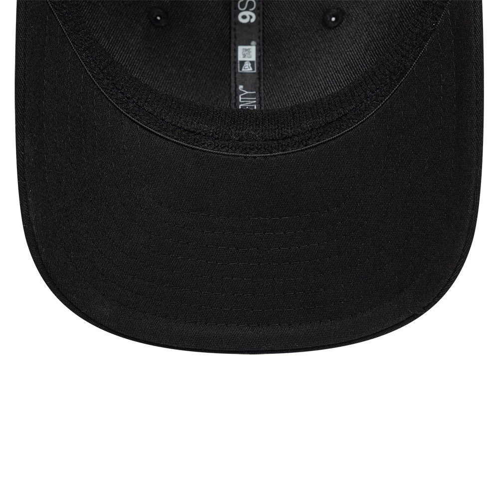 Pictured is this Ducati Motor Logo Patch 9SEVENTY Stretch Snap cap in black. 7