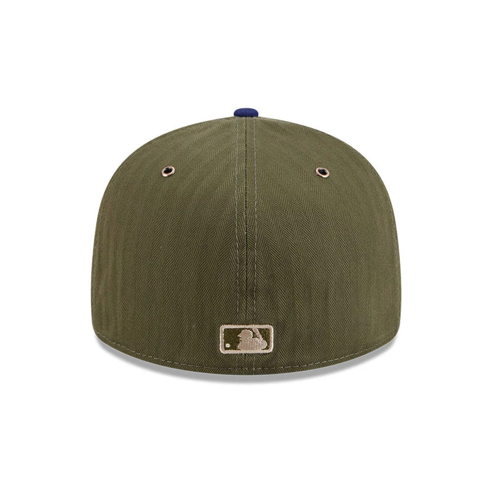 Pictured is this MLB American Herringbone LA Dodgers 59FIFTY Fitted cap in green. 7