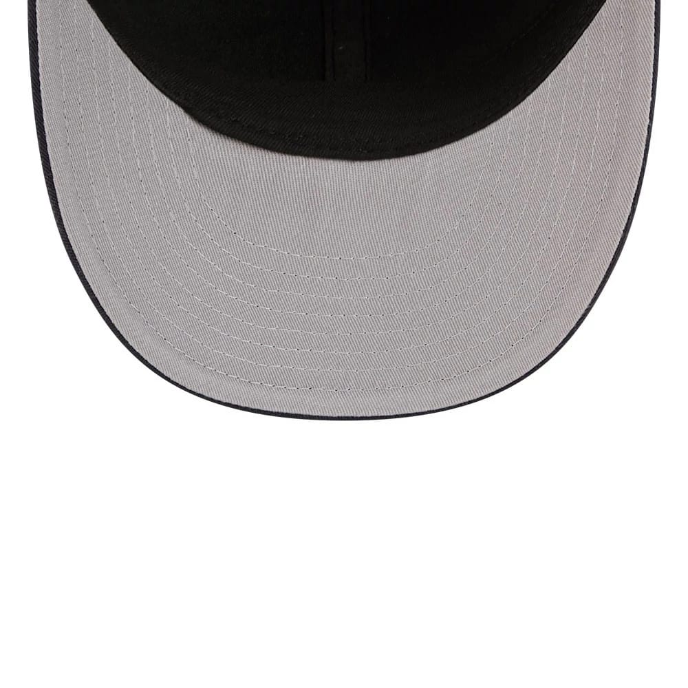 Pictured is this MLB American Herringbone New York Yankees 59FIFTY Fitted cap in green. 2
