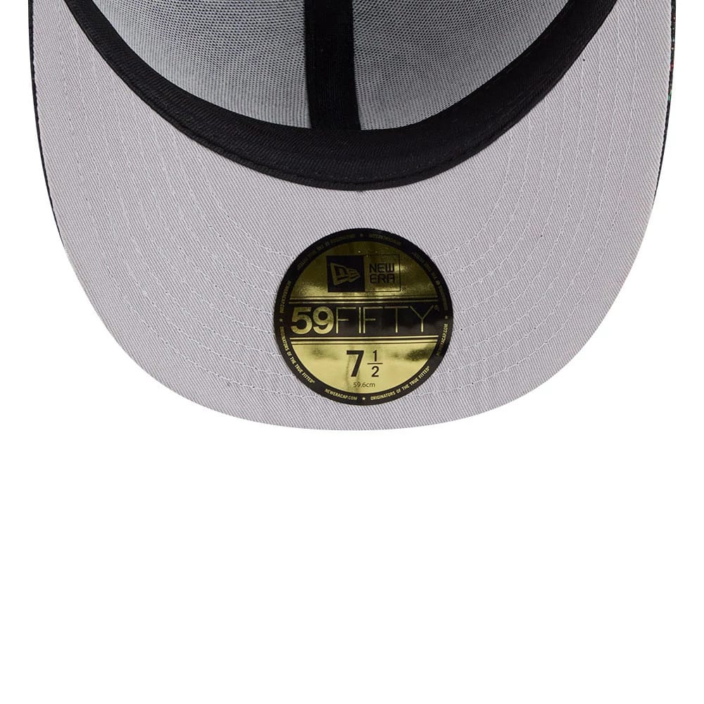 Pictured is this NBA Jacquard Chenille LA Lakers 59FIFTY Fitted cap in black. 2