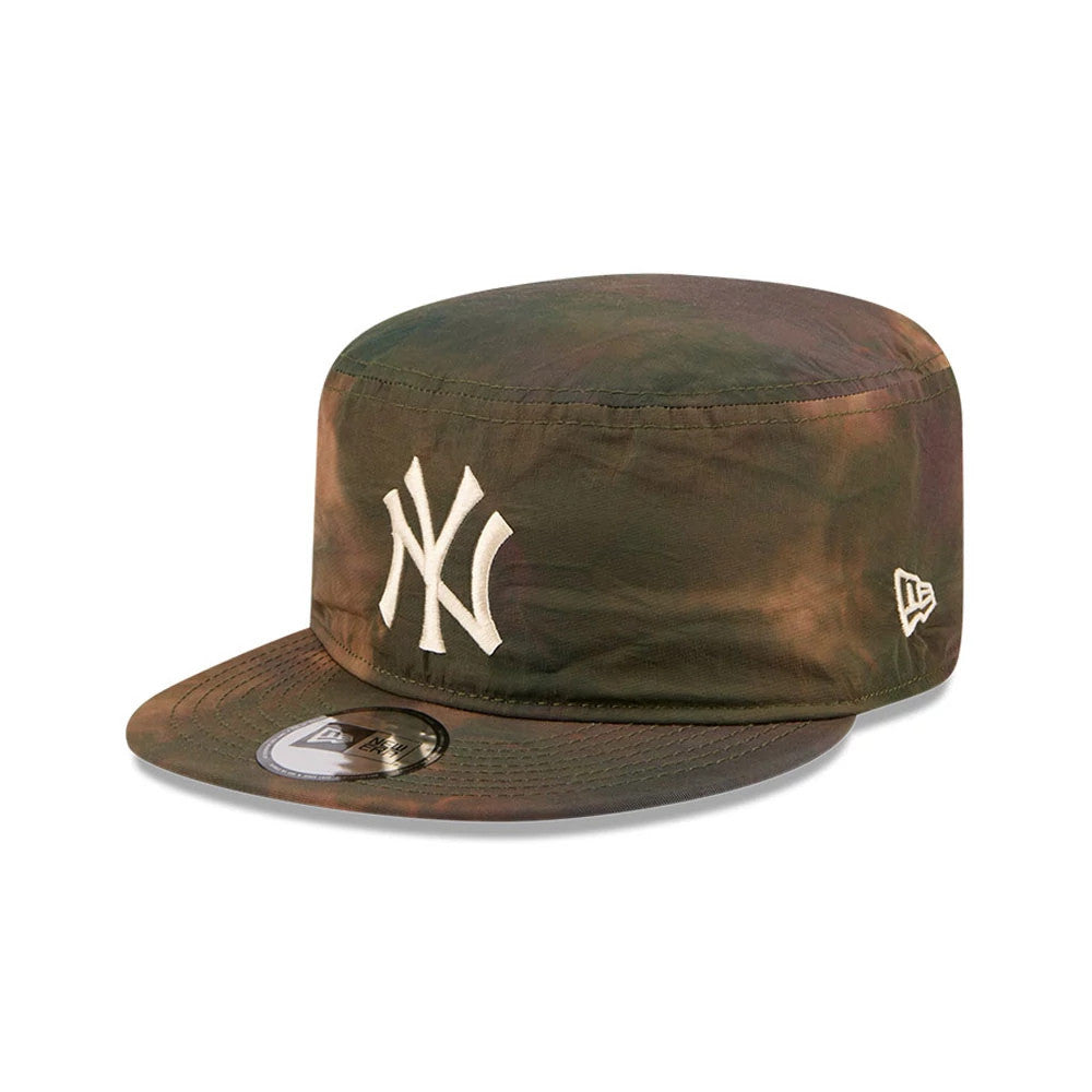 Pictured is this MLB Nylon Wash Dye New York Yankees Painter cap in open green. 1