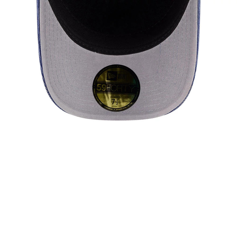 Pictured is this MLB Quickstrike Snow Wash Cord LA Dodgers 59FORTY A-Frame Fitted cap in dark blue. 2