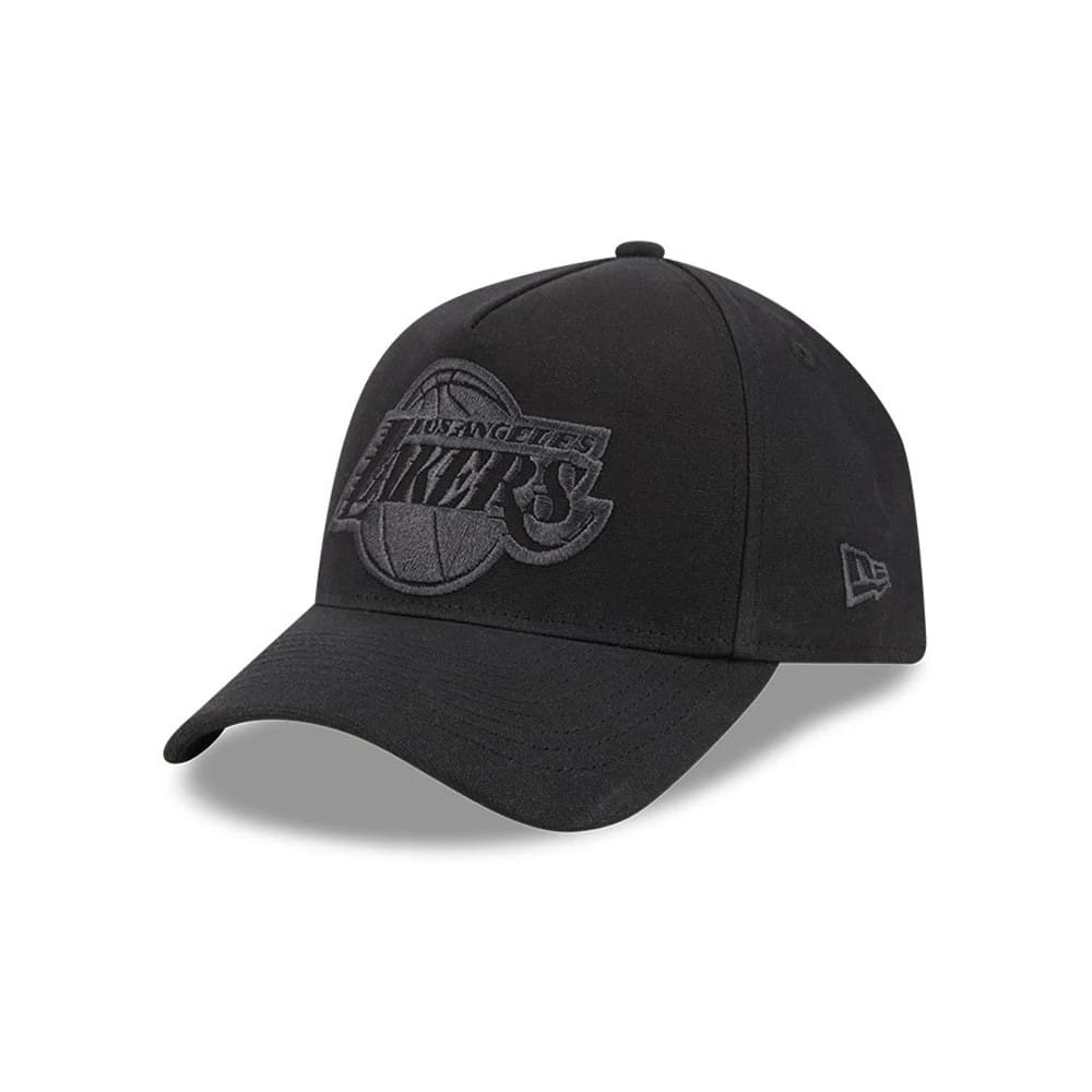 Lakers NBA Waxy Canvas Black New Era 59FORTY A-Frame Fitted Cap, three-quarter view showing the black embroidered Lakers logo centred on the front panel, with a pre-curved visor and black New Era flag logo on the left side.