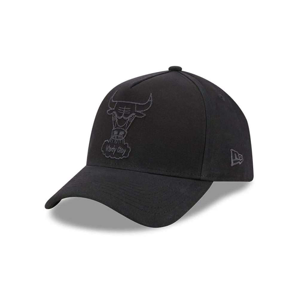 Pictured is this NBA Hardwood Classic Waxy Canvas Chicago Bulls 59FORTY A-Frame Fitted cap in black. 3