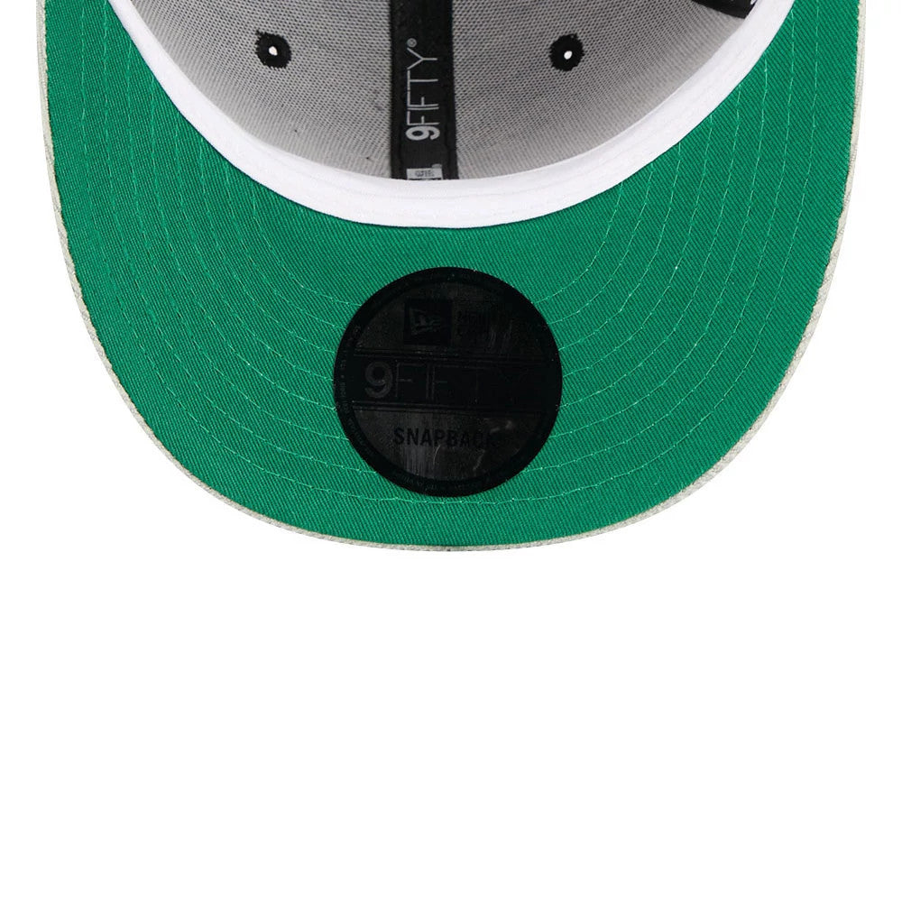 Las Vegas Raiders NFL 2 Tone Cord Black & Grey New Era 9FIFTY Snapback Adjustable Cap, inside view showing the green undervisor with a black 9FIFTY size sticker, white sweatband, and black taping with grey inner panels.