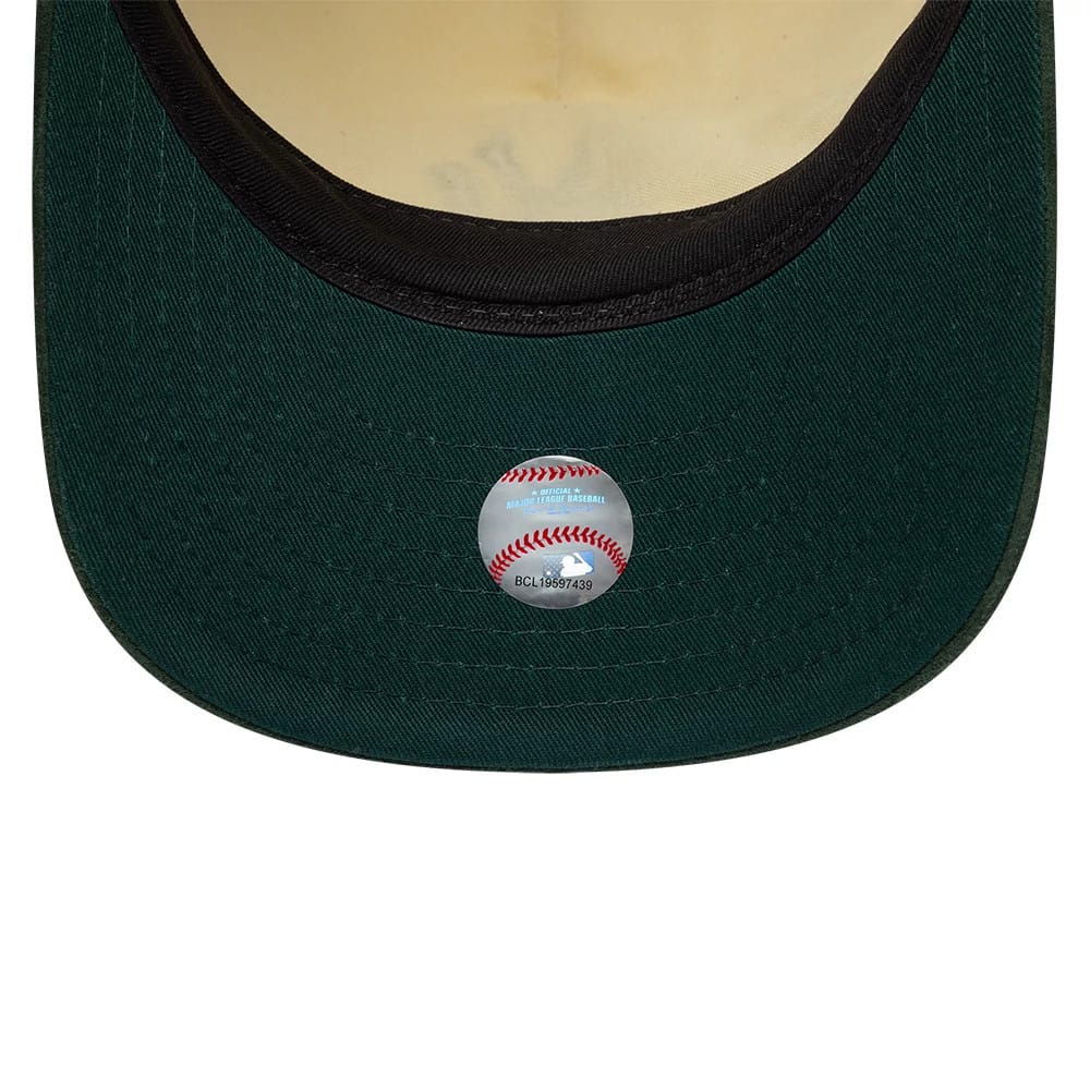 Pictured is this MLB Suede Visor New York Yankees 9FIFTY A-Frame Snapback cap in Cream. 7