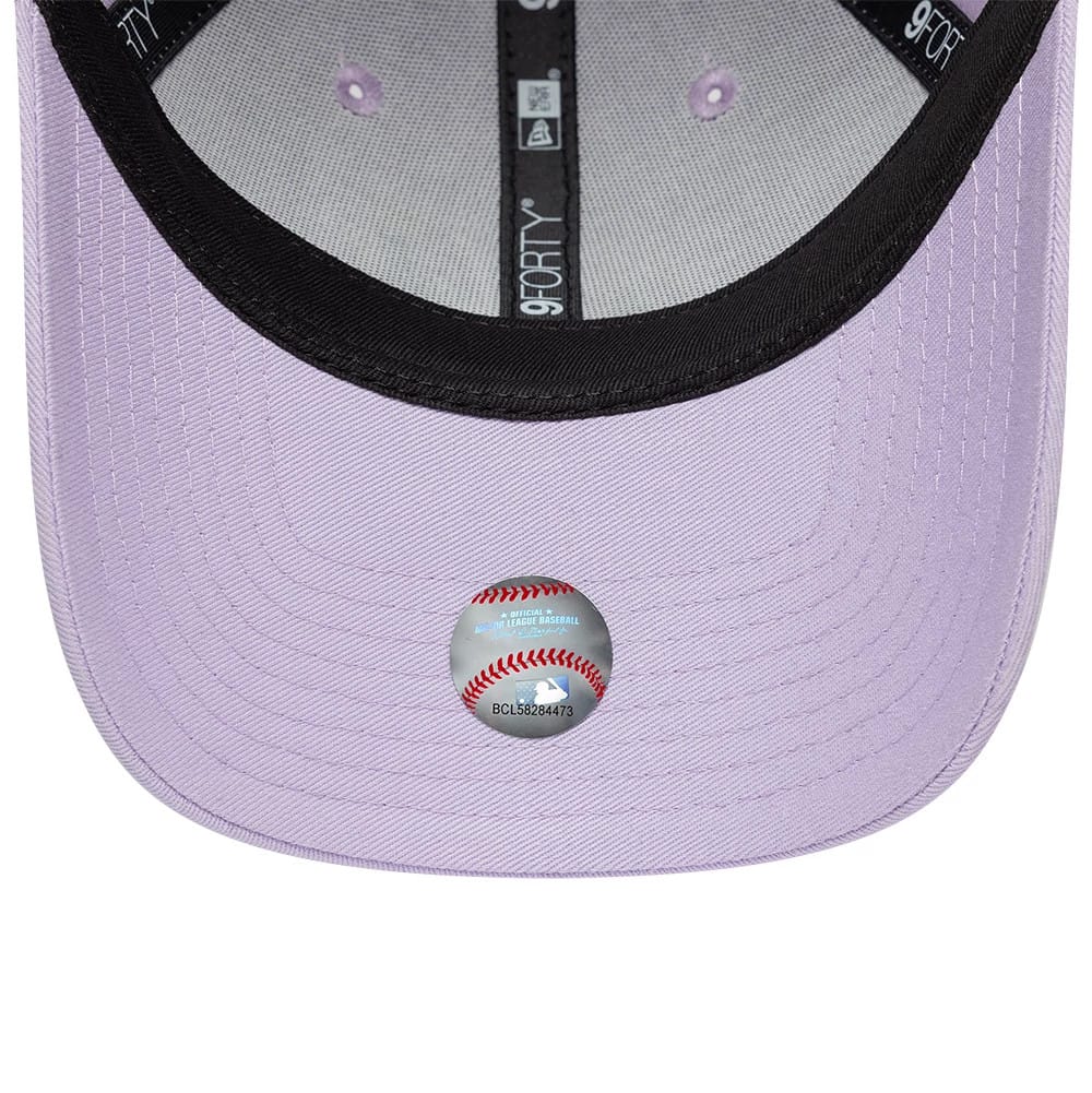Pictured is this Womens MLB Floral Icon Atlanta Braves 9FORTY cap in pastel purple. 7