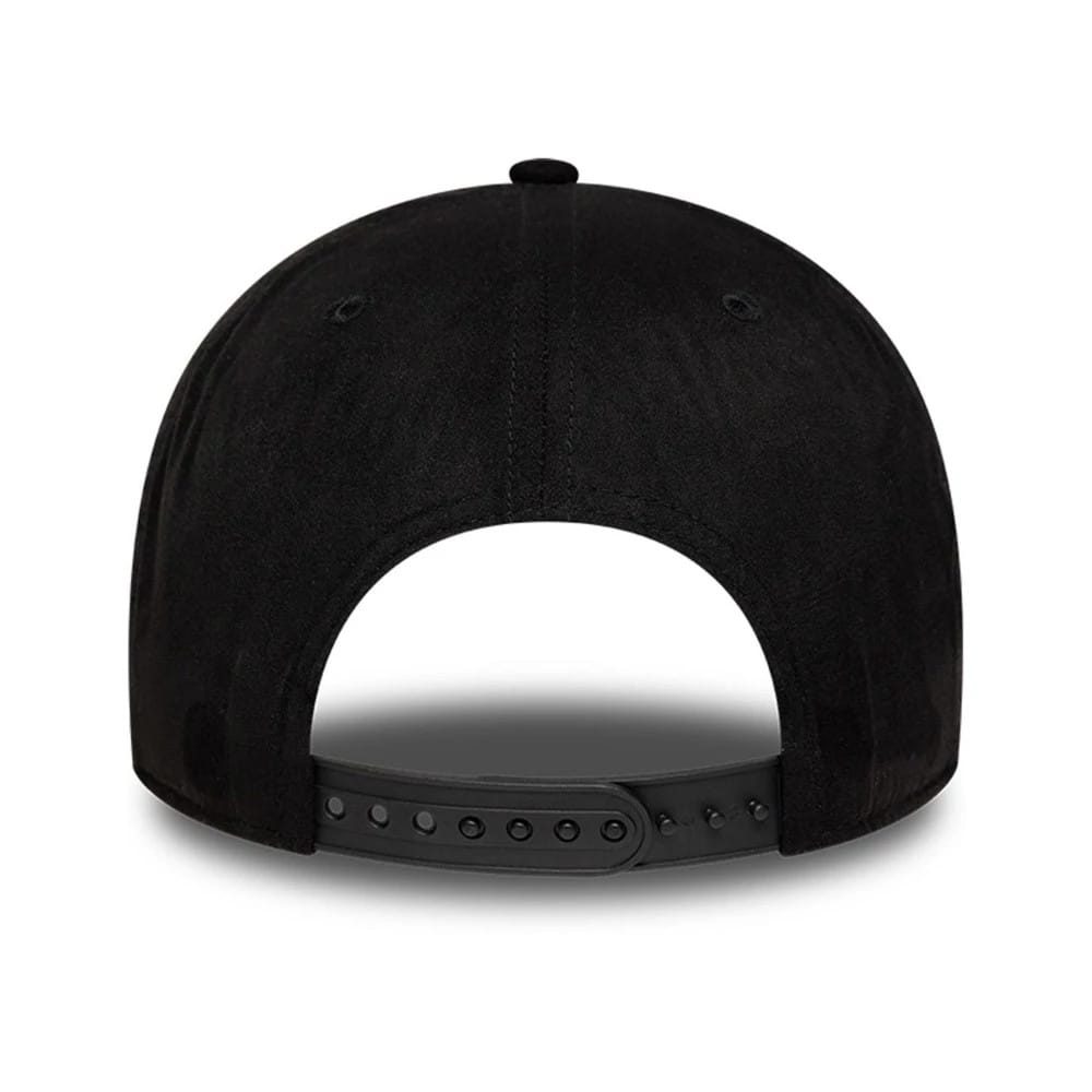 Pictured is this FC Barcelona Faux Suede 9FORTY M-Crown cap in black. 4