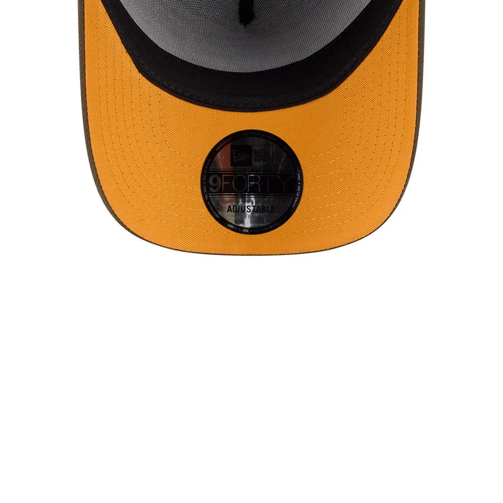 Pictured is this MLB Day Of The Dead San Diego Padres 9FORTY A-Frame cap in green. 2