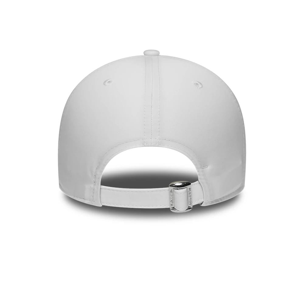 Pictured is this Paris Saint-Germain Metallic 9FORTY Adjustable cap in white. 4