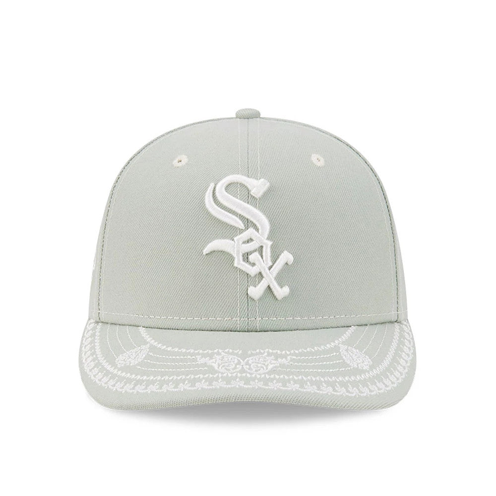 Chicago White Sox MLB Pastel Green New Era 59FIFTY Fitted Cap, front view showing a raised white embroidered Sox logo on the front panel, with intricate white embroidery detail on the pastel green visor and eyelets on top.
