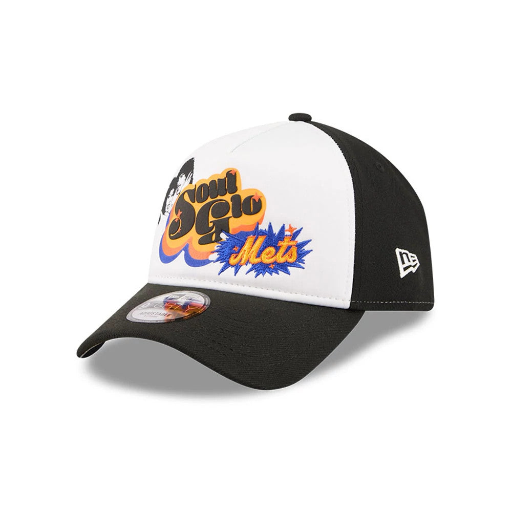 Mets MLB X Coming To America Soul Glo White New Era 9FORTY A-Frame Adjustable Cap, three-quarter view showing the large orange and blue embroidered Soul Glo and Mets graphic on the white front panel, black visor with a 9FORTY size sticker.