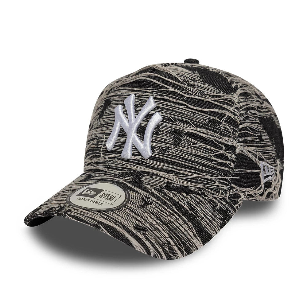 New York Yankees MLB Distressed Denim Black New Era 9FORTY E-Frame Adjustable Cap, front view showing a raised white embroidered Yankees logo on the distressed denim fabric with a curved visor and a 9FORTY size sticker at the centre.