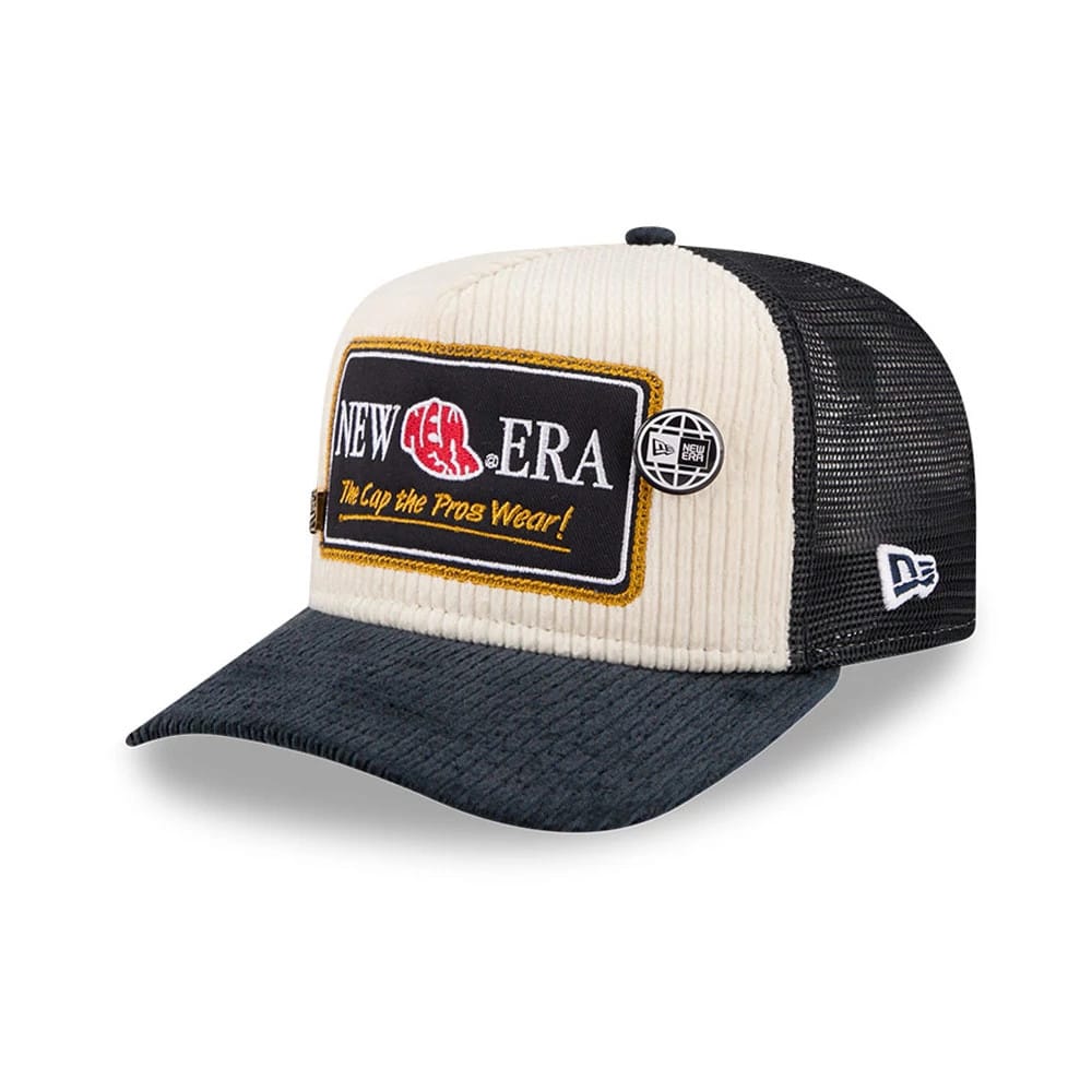 Pictured is this New Era 59FIFTY Day 59FIFTY A-Frame Fitted cap in navy. 1