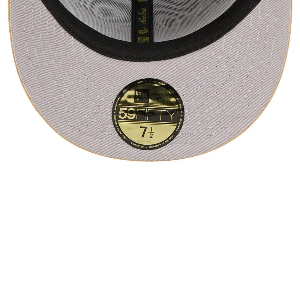 Pictured is this MLB 59FIFTY Day Fauna LA Dodgers 59FIFTY Fitted cap in black. 2