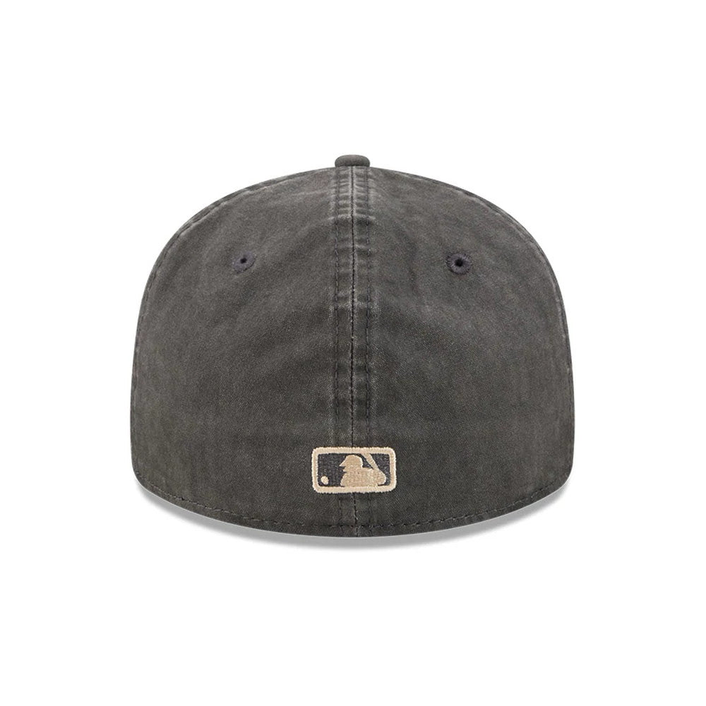 Pictured is this MLB 59FIFTY Day LA Dodgers Retro Crown 59FIFTY Fitted cap in black. 7