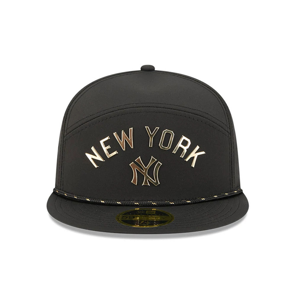 New York Yankees MLB 59FIFTY Day Black Split Panel New Era 59FIFTY Fitted Cap, front view showing gold New York lettering and NY logo in raised embroidery on the high structured black crown, with a black braided rope across the visor.