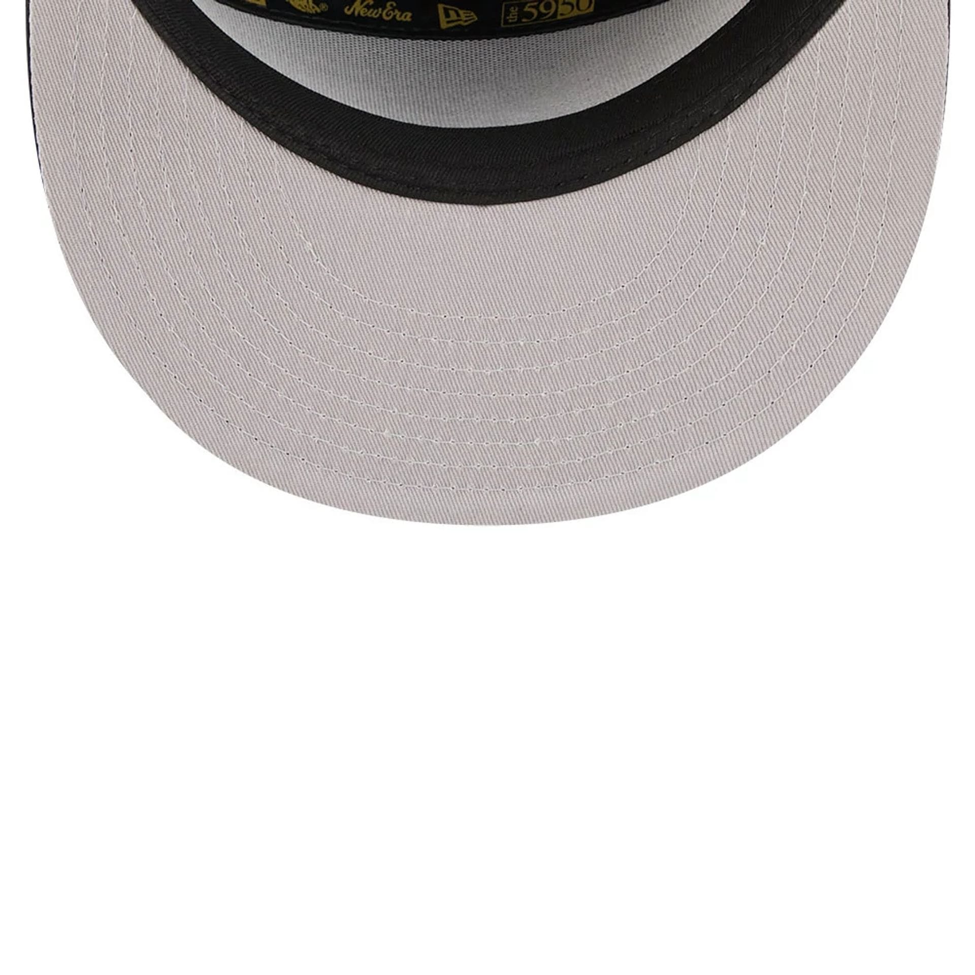 Pictured is this MLB 59FIFTY Day LA Dodgers Split Panel 59FIFTY Fitted cap in black. 2