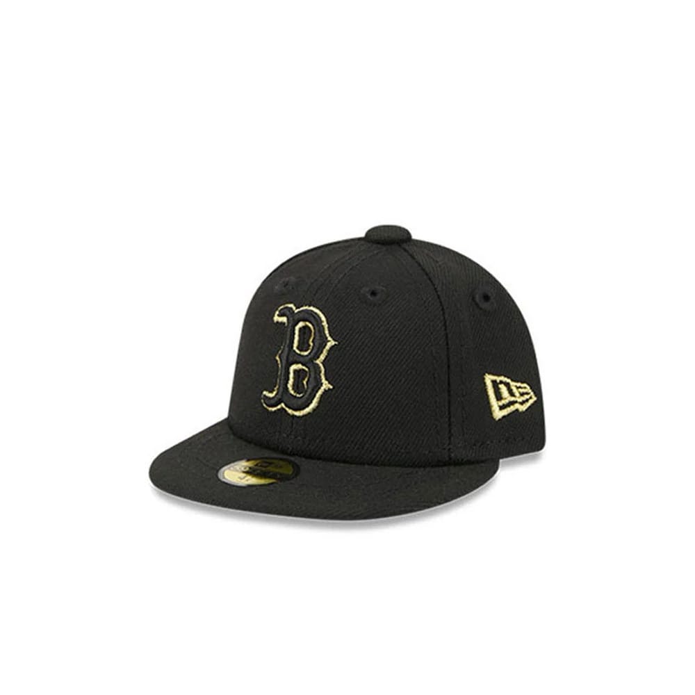 Pictured is this MLB 59FIFTY Day Boston Red Sox Mini 59FIFTY Fitted cap in black. 1