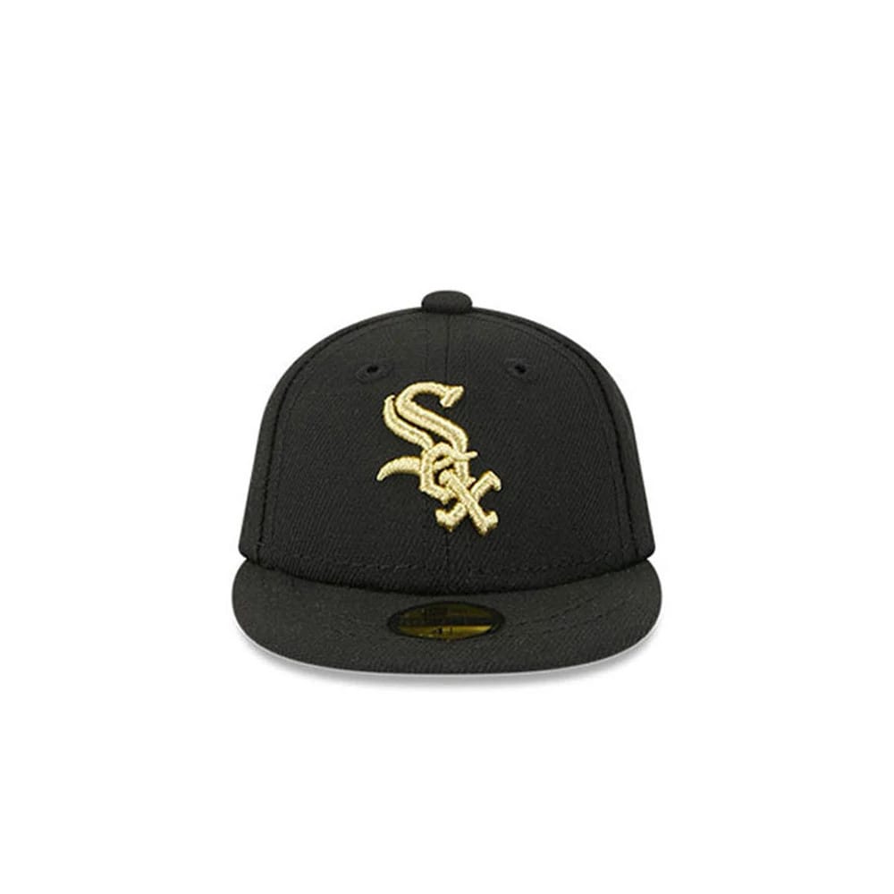 Pictured is this MLB 59FIFTY Day Chicago White Sox Mini 59FIFTY Fitted cap in black. 2
