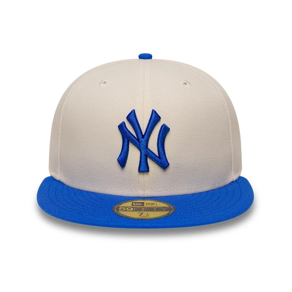 Pictured is this MLB League Essential New York Yankees 59FIFTY Fitted cap in blue. 2