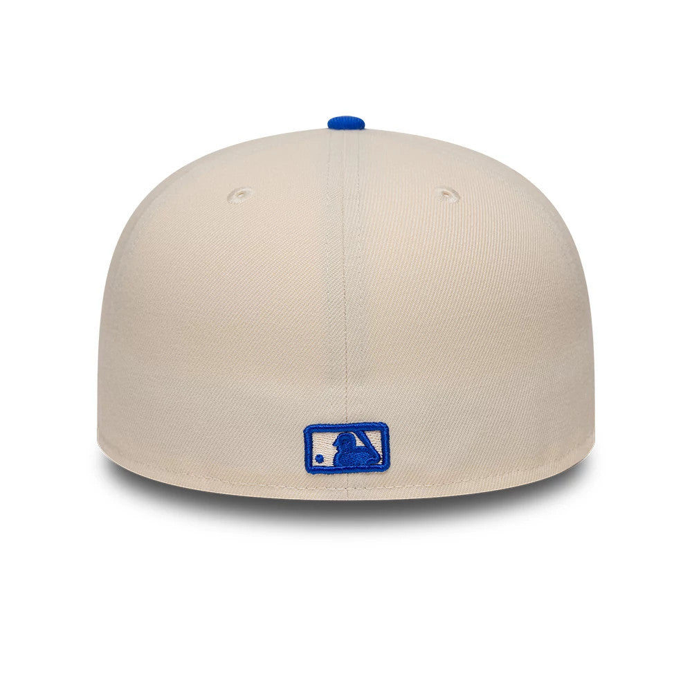 Pictured is this MLB League Essential New York Yankees 59FIFTY Fitted cap in blue. 4