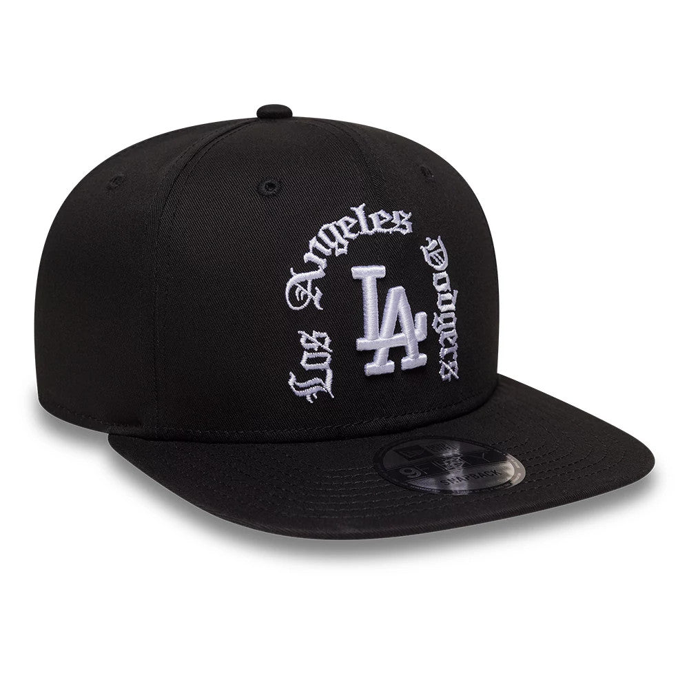 Pictured is this MLB LA Dodgers 9FIFTY Snapback cap in black. 4