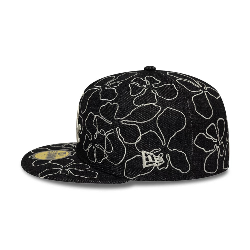Pictured is this MLB Floral Denim Chicago White Sox 59FIFTY Fitted cap in black. 4