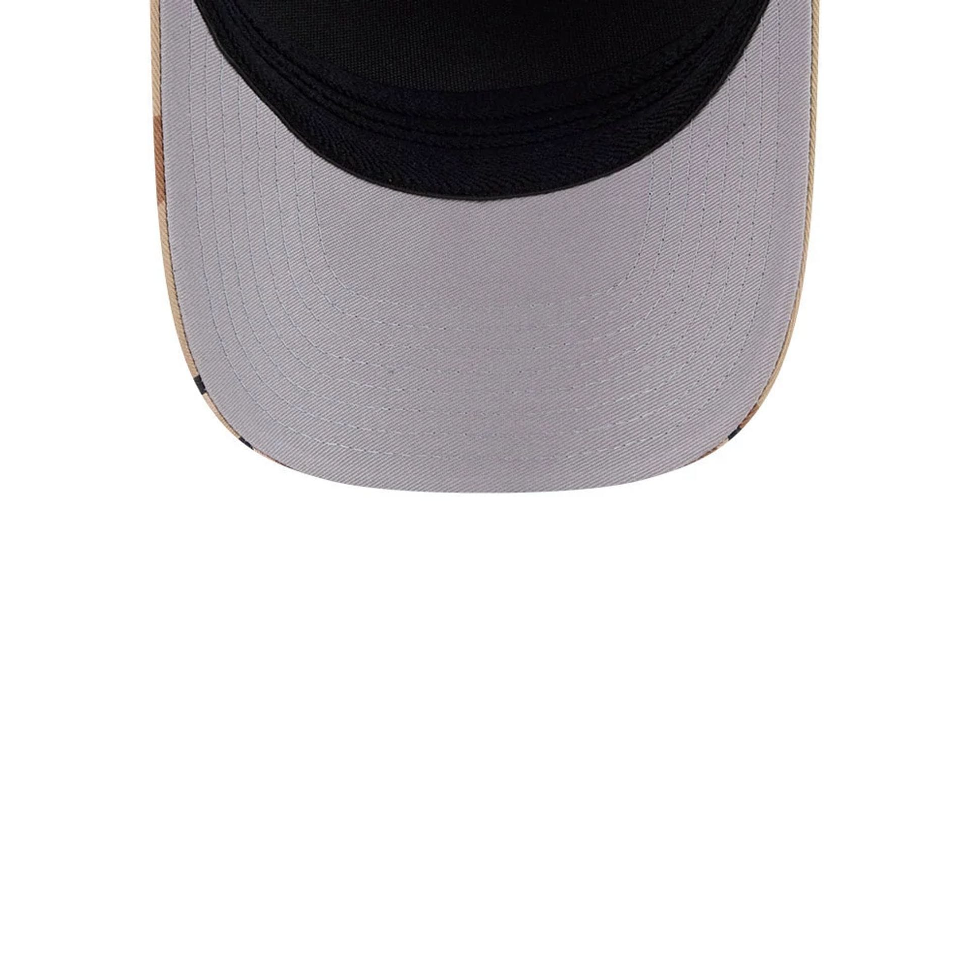Pictured is this New Era 6 Day Camo 39THIRTY M-Crown A-Frame Stretch Fit cap in 6 day camo. 2