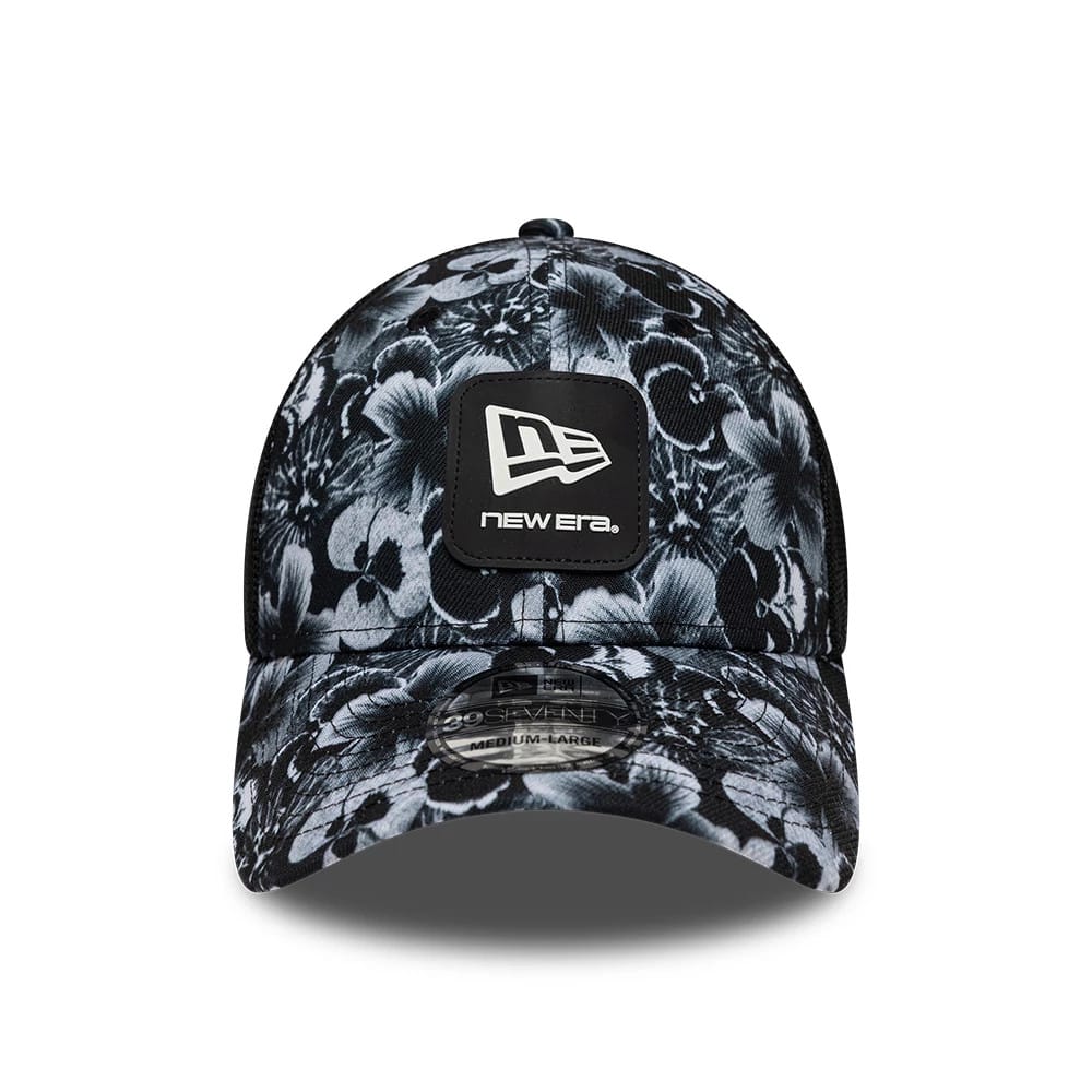 Pictured is this New Era Floral 39SEVENTY Stretch Fit cap in black. 3