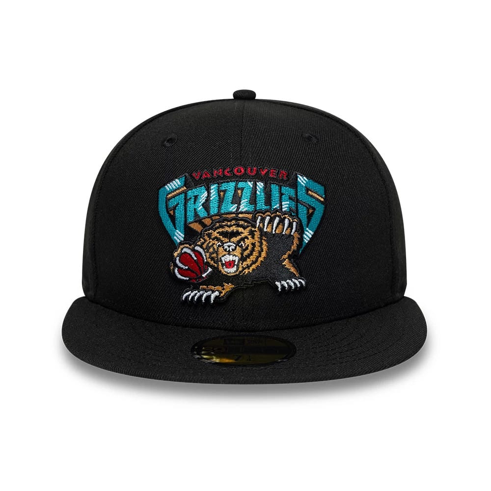 Vancouver Grizzlies NBA Hardwood Classic Black New Era 59FIFTY Fitted Cap, front view showing the multicoloured embroidered Grizzlies logo with a bear on the black structured crown, flat black visor, and gold 59FIFTY size sticker.