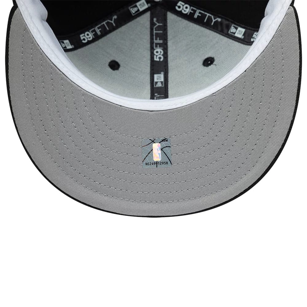 Pictured is this NBA Hardwood Classic Vancouver Grizzlies 59FIFTY Fitted cap in black. 2