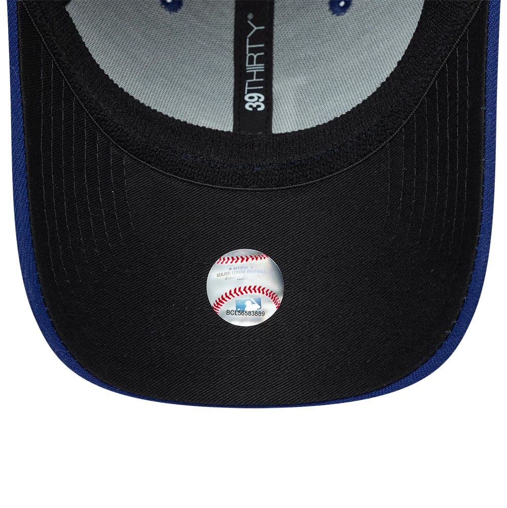 Pictured is this MLB Classic LA Dodgers 39THIRTY Stretch Fit cap in dark blue. 2