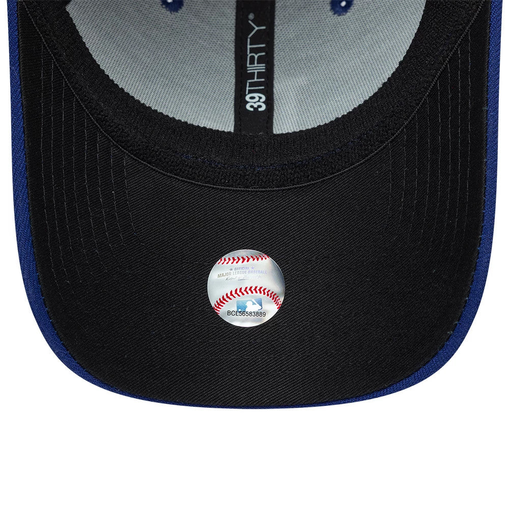 Pictured is this MLB Classic LA Dodgers 39THIRTY Stretch Fit cap in dark blue. 2