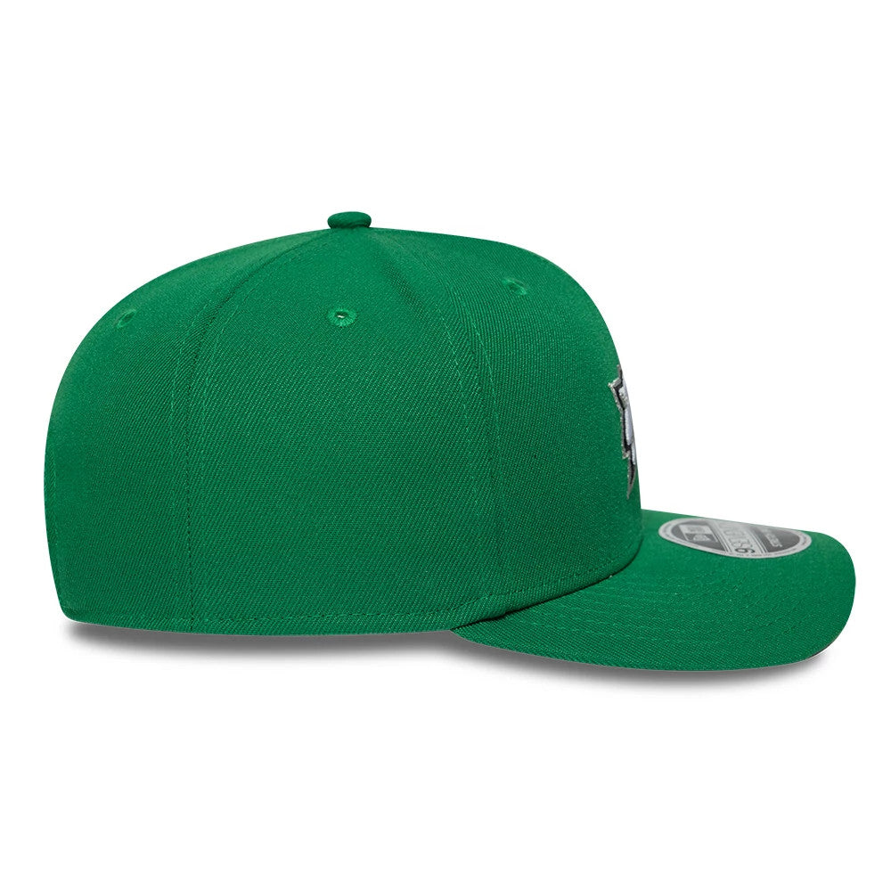 Pictured is this NHL Team Dallas Stars 9SEVENTY Stretch Snap cap in green. 7
