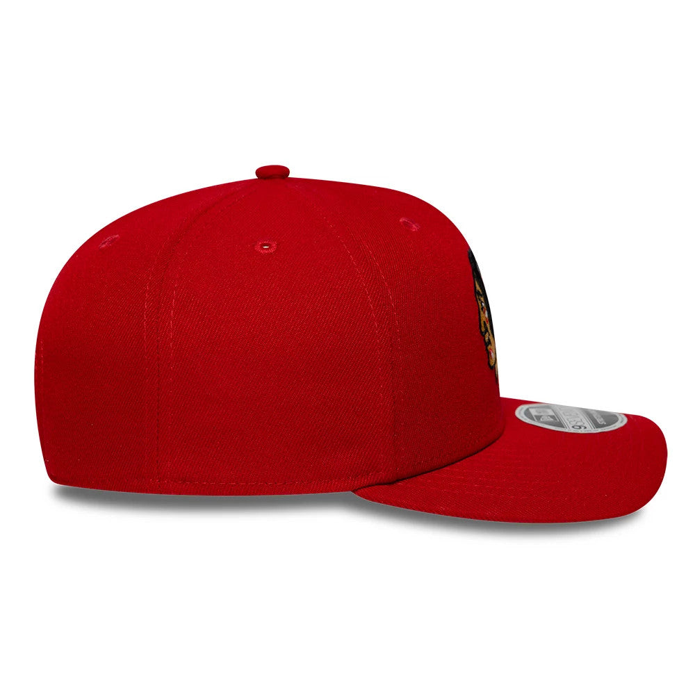 Pictured is this NHL Team Chicago Blackhawks 9SEVENTY Stretch Snap cap in red. 7
