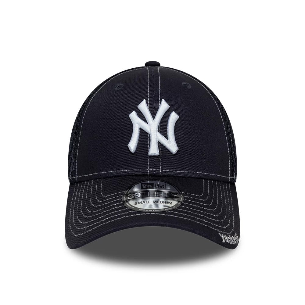 Pictured is this MLB Neo New York Yankees 39THIRTY Stretch Fit cap in navy. 2
