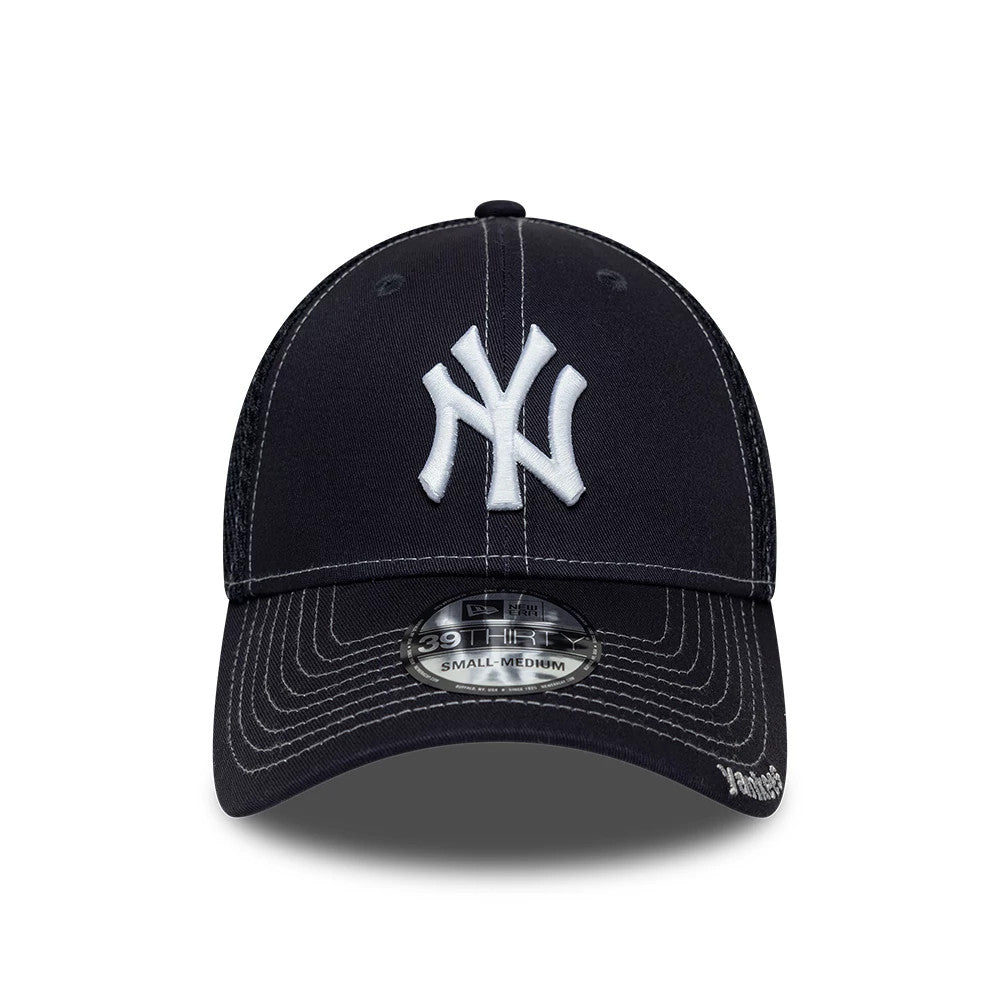 Pictured is this MLB Neo New York Yankees 39THIRTY Stretch Fit cap in navy. 2