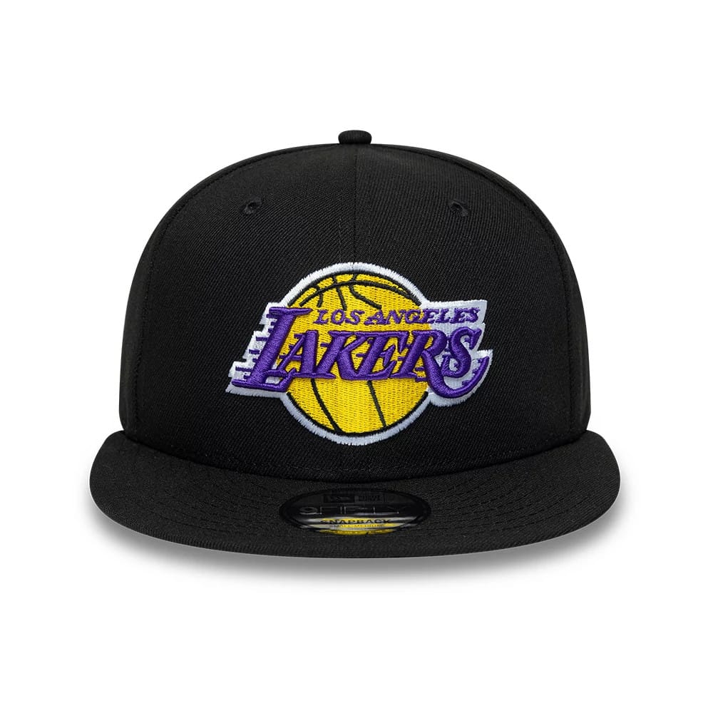 Pictured is this NBA Core LA Lakers 9FIFTY Snapback cap in black. 2