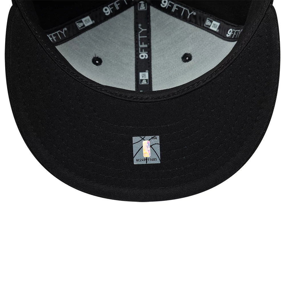Pictured is this NBA Core LA Lakers 9FIFTY Snapback cap in black. 7