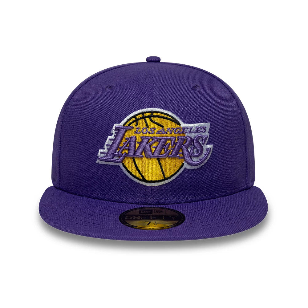 LA Lakers NBA Hardwood Classic Purple New Era 59FIFTY Fitted Cap, front view showing the purple, white, and yellow embroidered Lakers logo on the front panel, with a flat purple visor and a gold 59FIFTY size sticker centred on the visor.
