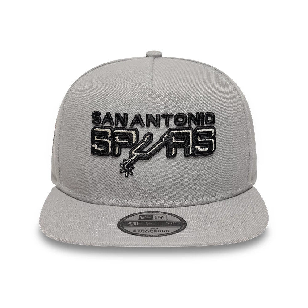 Pictured is this NBA Hardwood Classic San Antonio Spurs 9FIFTY A-Frame Snapback cap in grey. 3