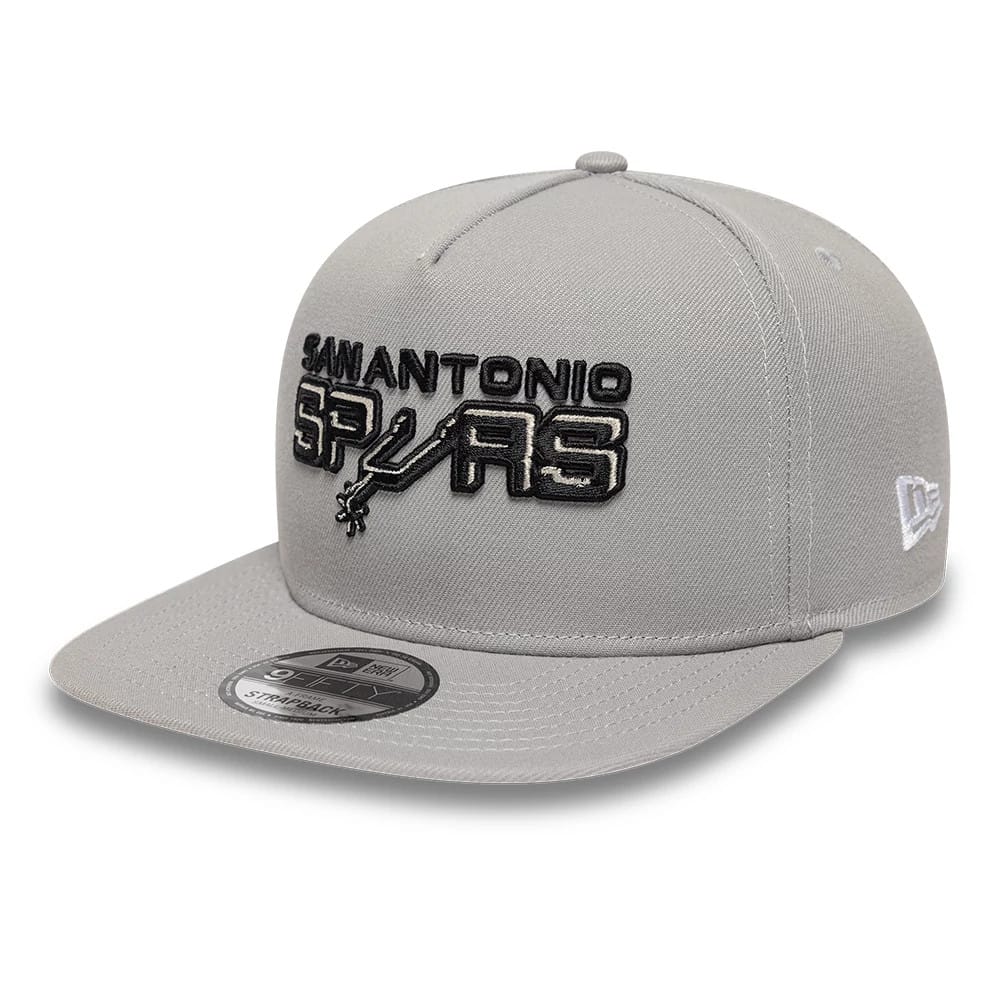 Pictured is this NBA Hardwood Classic San Antonio Spurs 9FIFTY A-Frame Snapback cap in grey. 4