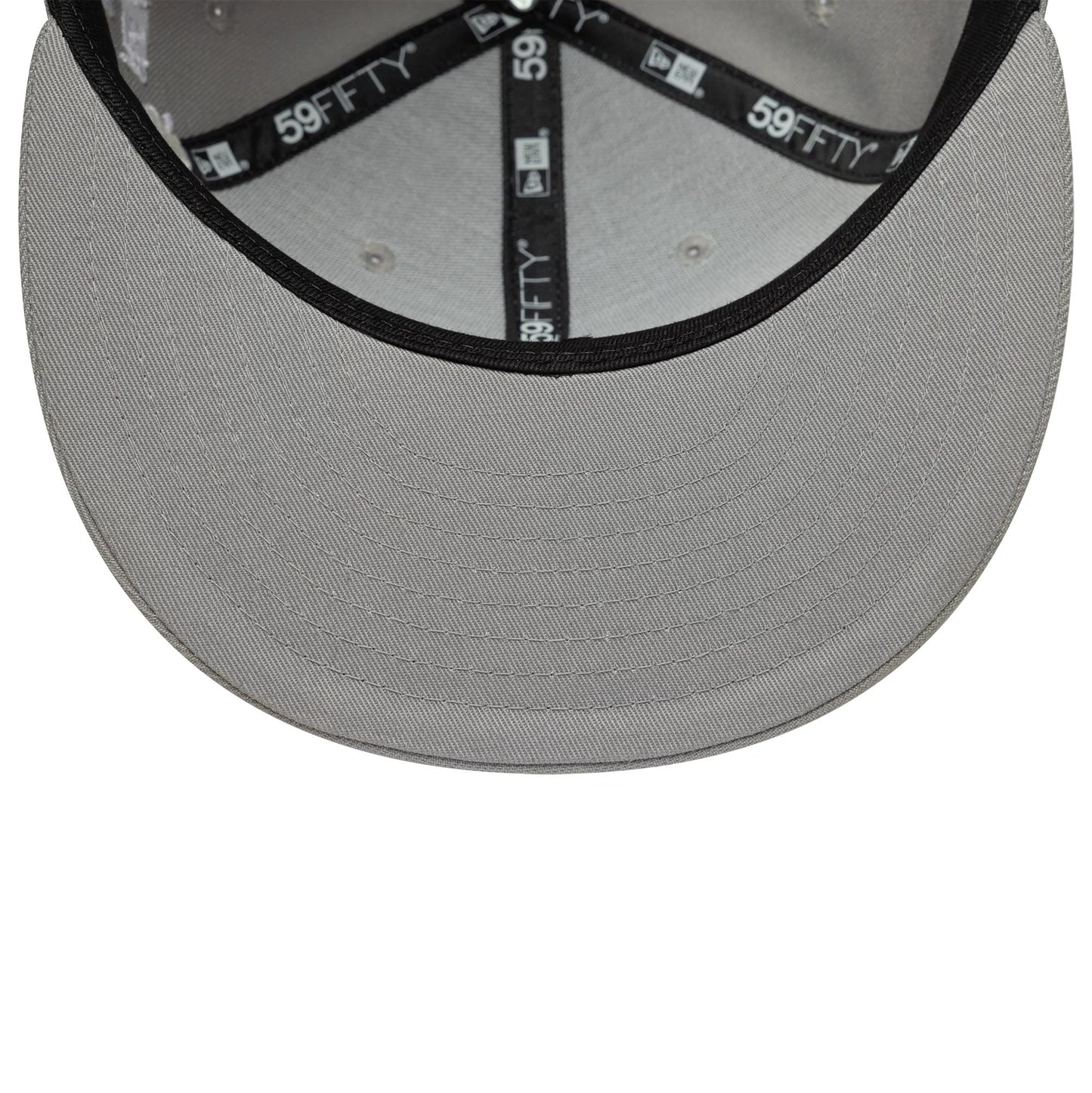 Pictured is this MLB Scribble New York Yankees 59FIFTY Fitted cap in grey. 7