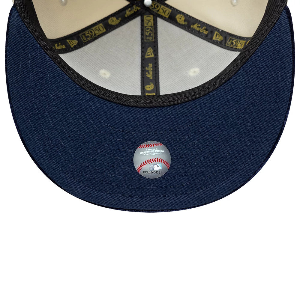 Pictured is this MLB Paisley Visor New York Yankees 59FIFTY Fitted cap in Cream. 3