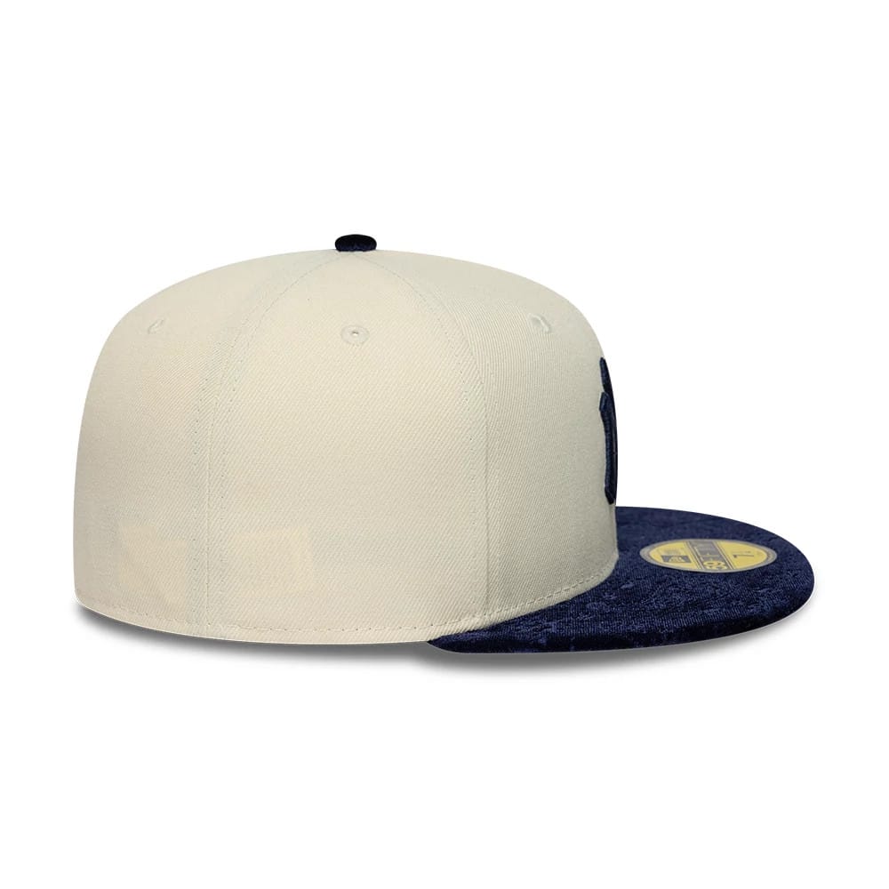 Pictured is this MLB Paisley Visor New York Yankees 59FIFTY Fitted cap in Cream. 8