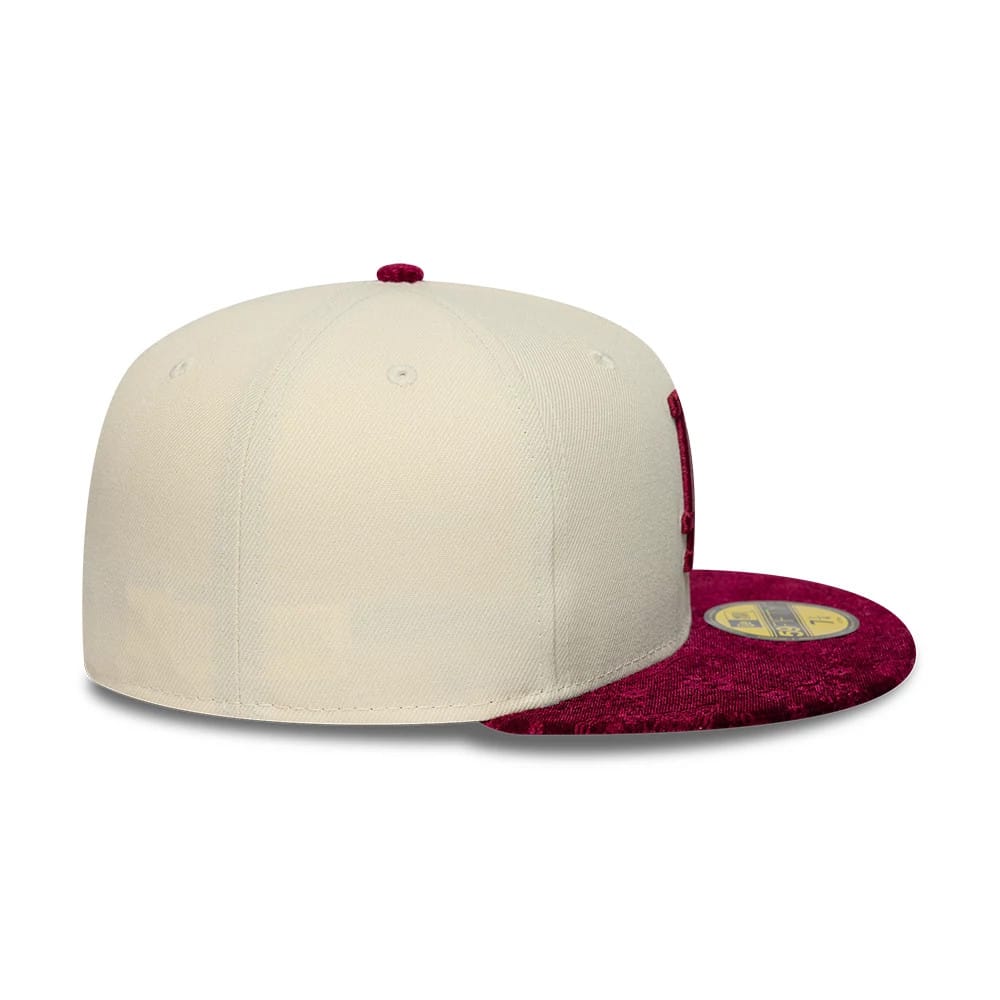 Pictured is this MLB Paisley Visor LA Dodgers 59FIFTY Fitted cap in Cream. 8