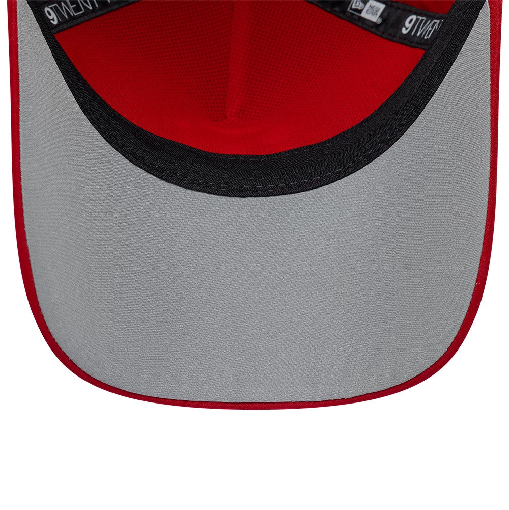 Pictured is this LMB Panel Sultanes De Monterrey 9TWENTY A-Frame cap in red. 2